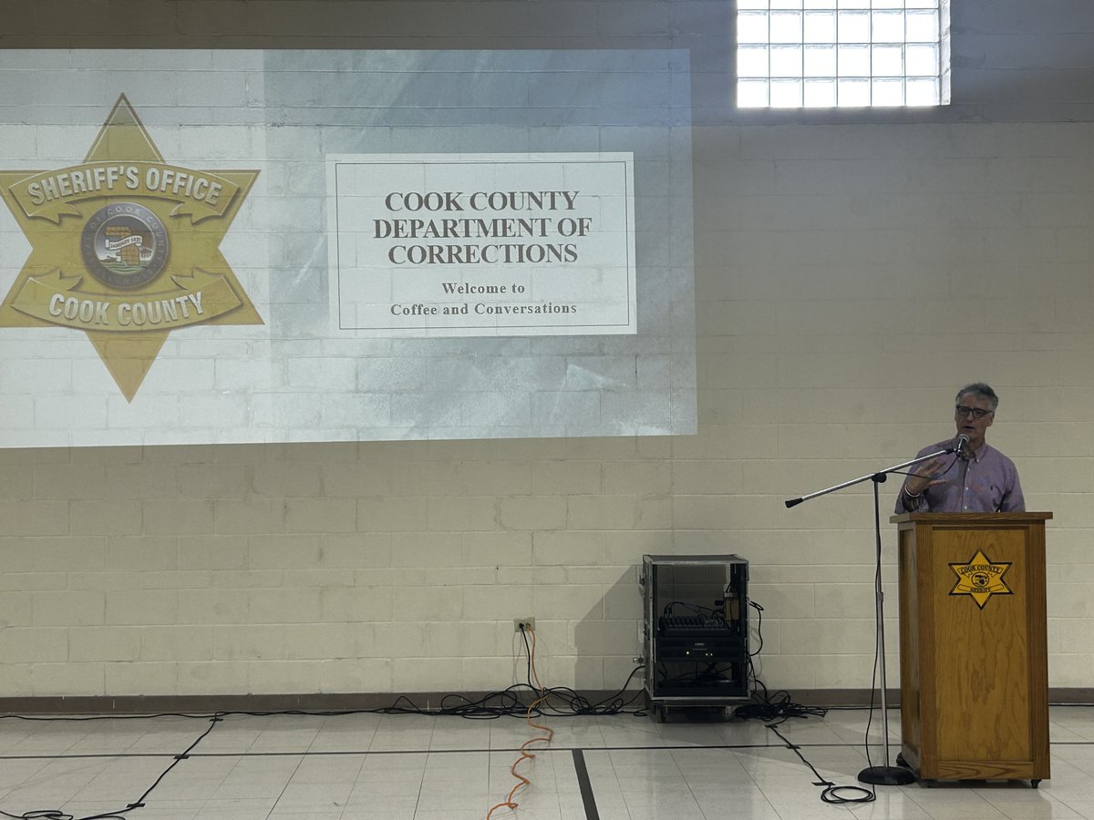 CookSheriffIL's tweet photo. ☕️ Coffee and Conversations with a purpose!

The Cook County Department of Corrections recently hosted a special event where Sheriff Dart stepped in to personally thank our incredible, hard-working volunteers.

During the event, Sheriff Dart highlighted how vital programming is for individuals in custody—emphasizing the profound, positive ripple effect these efforts have on our entire community.

Our Human Resources team was also on hand to discuss recruitment initiatives and career opportunities! A huge thank you to everyone who dedicates their time to making a difference. 🤝✨

Learn more about correctional officer careers with us at https://t.co/1E6sYAX3TH.

#CookCountySheriff #CCSO #CommunityImpact #VolunteerAppreciation #CorrectionsProgramming #JoinOurTeam