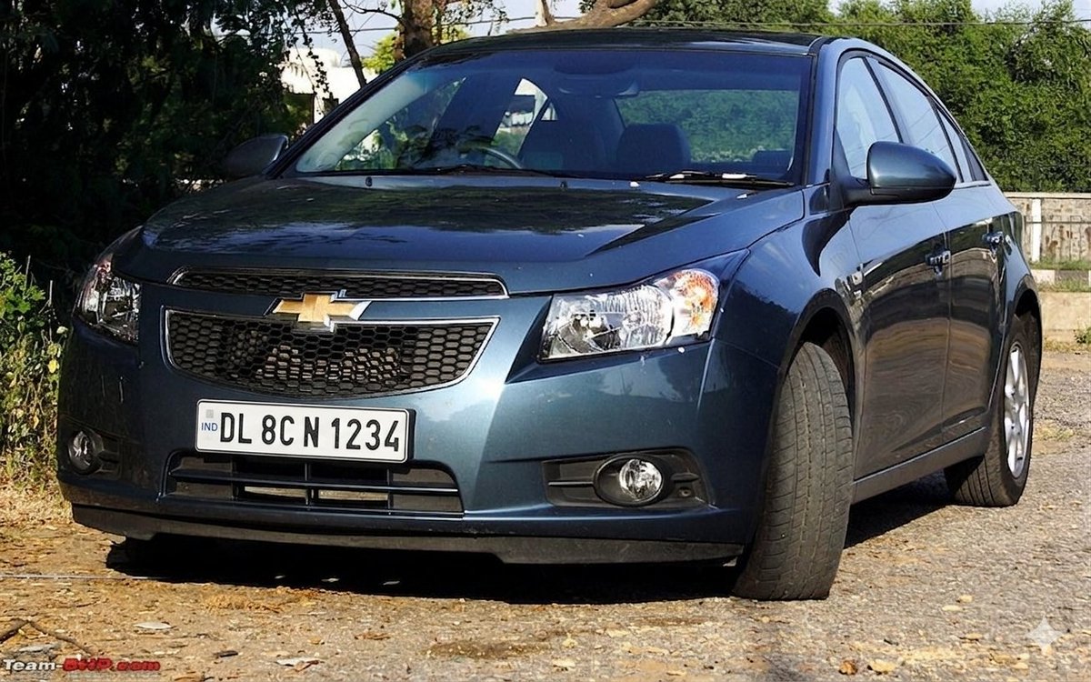 sudhirkumar317's tweet photo. @Prateek34381357 Hamare pa bhi ya hai hama koi horn data hai tu hum side ma kar ka pass karta wa ta ha piche wala vehicles ko ya video ma saaf dekha ja sakta fronx wala ego riding kar raha tha jealousy ho rahi thi ussa fortuner sa https://t.co/YQOZvhPdii