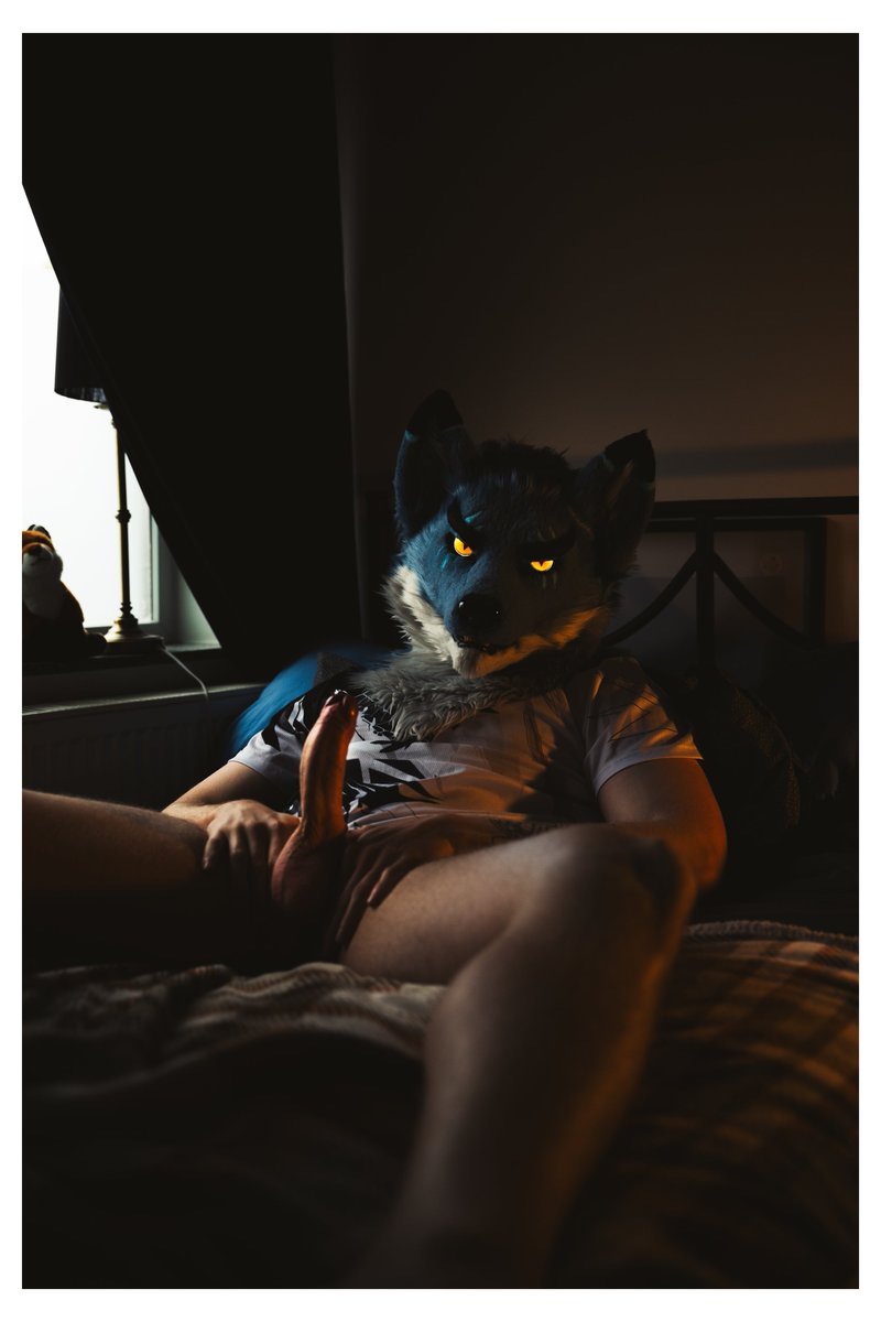 VilhjalmrAD's tweet photo. Big bone

#nsfw #murrsuit #fursuit https://t.co/7djkwNS0i1
