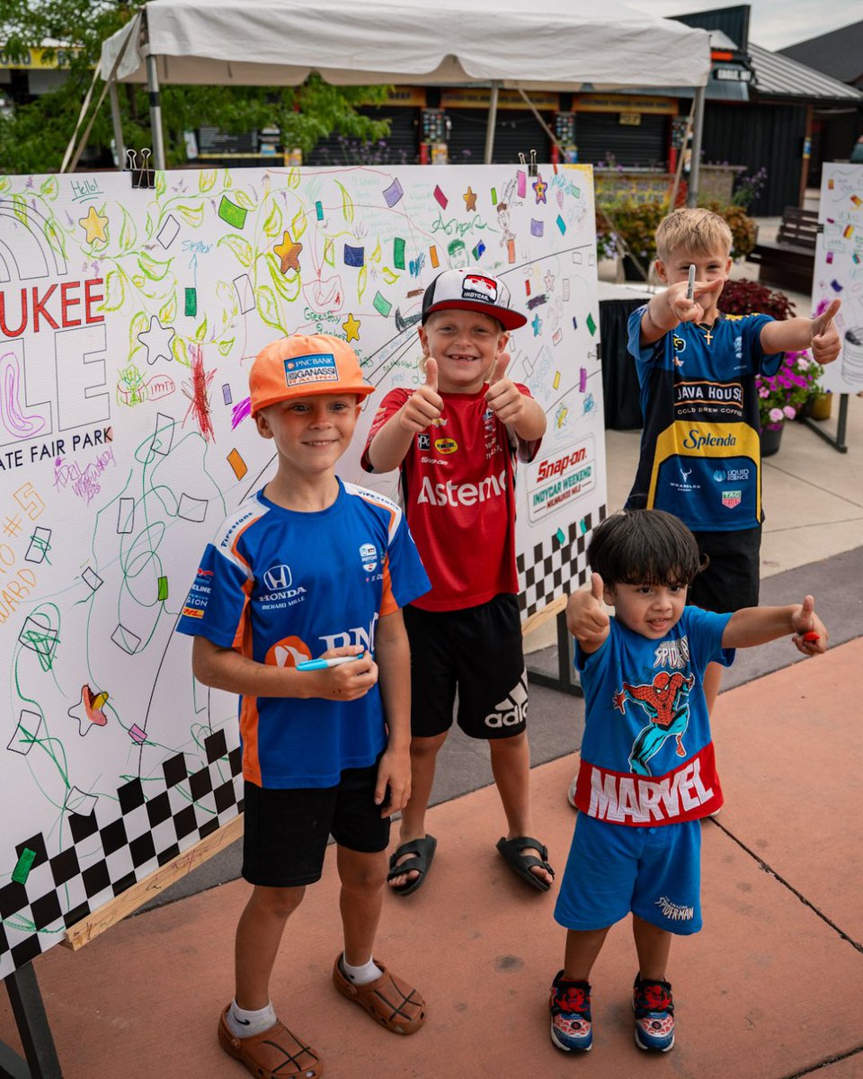 TheMKEMile's tweet photo. No competition, our fans are the best fans! https://t.co/Zhrlt3mGkt