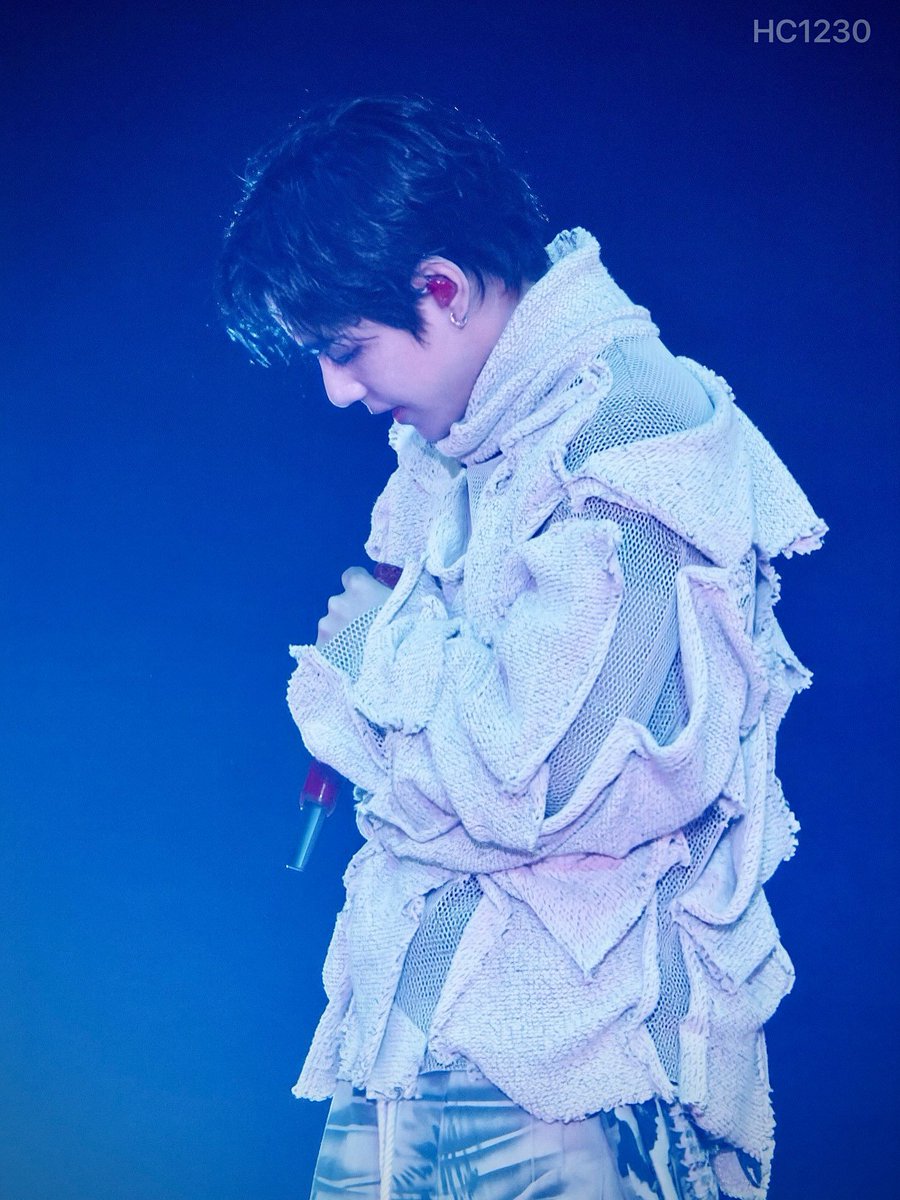 btsworld62953's tweet photo. TAEHYUNG ❤️💜LIMA https://t.co/wJ8QpPRrLF