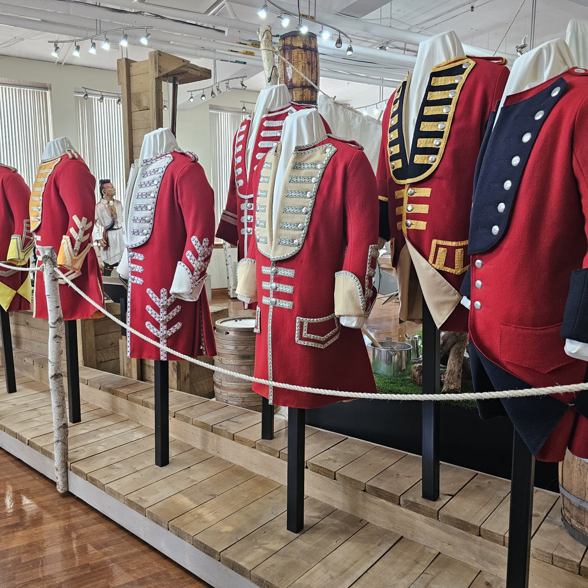 guide2travel's tweet photo. #TriviaTuesday -1800s Musket cartridges were made of brass, an alloy containing mainly copper and zinc. Why? Brass rarely produces sparks.
Learn more with this #museum review of Plains of Abraham Museum in #QuebecCity.
#tbexquebeccity #TravelTips
https://t.co/tA340tgz2u https://t.co/f1kkbSd4jG