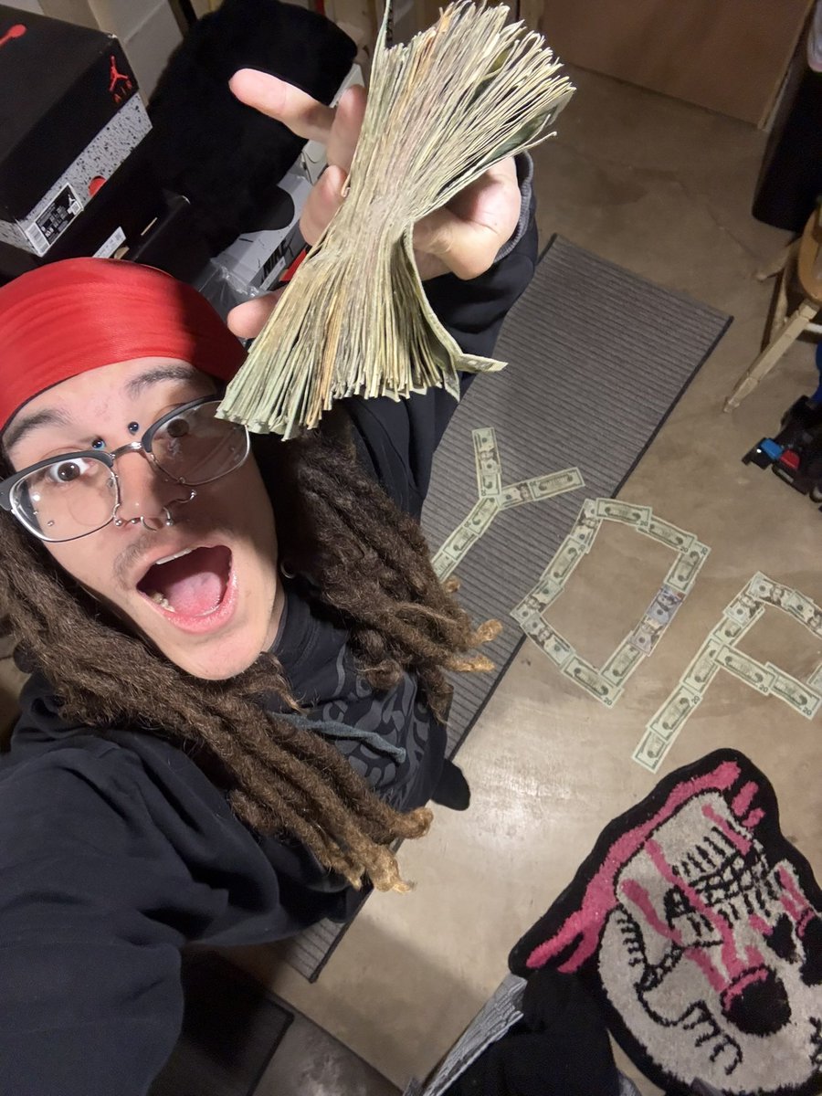 DARIANNONAME's tweet photo. My most iconic money spread https://t.co/Nhh0ul45Rc