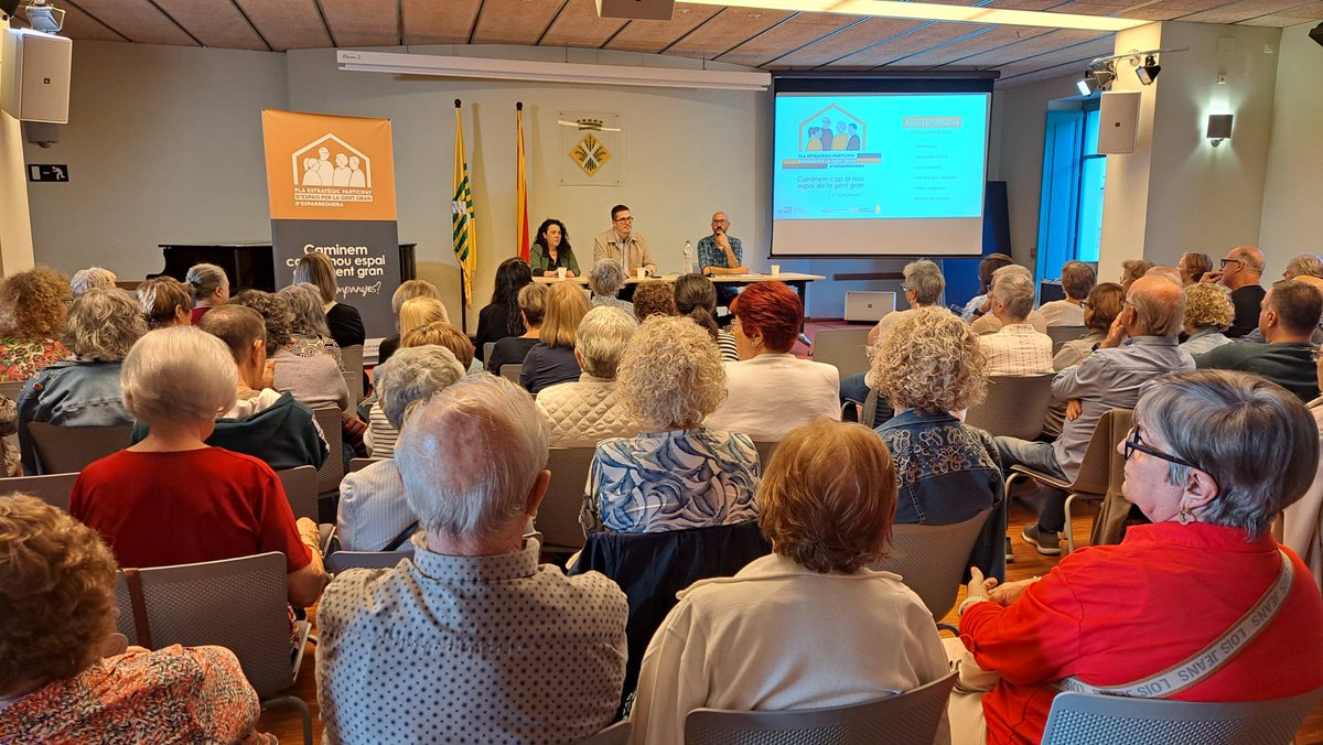 esparreguera's tweet photo. 🙋 Can Pasqual ha acollit avui la presentació del Pla Estratègic Participat d’Espais per a la #GentGran, un projecte que vol identificar les necessitats actuals i futures del col·lectiu i definir quins espais i equipaments seran necessaris en els propers anys #Esparreguera https://t.co/q6MzqYx7Zp