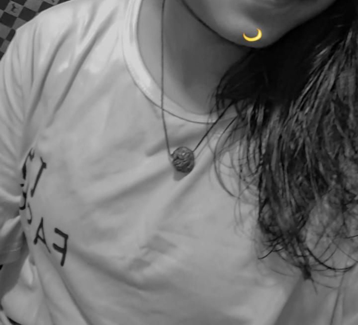psychop33634634's tweet photo. @CuckoldPottaiBF ivalo bf ivanthan Ivan oru pota iva gf ah kootikodupan ivaniyum  ivaliyum asingama pesunga ahh kanji kudikire thevidiya 🥵💋💦Shh eesha munda unskintone ah parthaley echi uruthudi ahh bedla padukapotu unmelq eri unaiya aasa theera othu thallanumdi 
#follow #cmt https://t.co/3O5Dpq0bqw