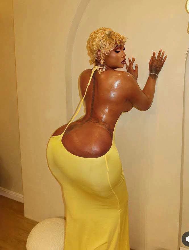 ParTrix2's tweet photo. Jay boogie
Omo,I’m not gay
But damn

Will u smash? https://t.co/5AdJSdsnTj