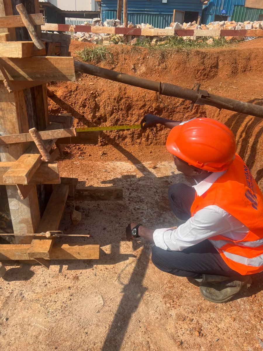Edmond2321's tweet photo. Before casting concrete, inspect reinforcement, cover, formwork, dimensions, embedded items, and cleanliness. Confirm that the approved inspection requirements have been met. Once concrete is poured, correcting hidden errors becomes much harder and more expensive. https://t.co/FmED80ACcO