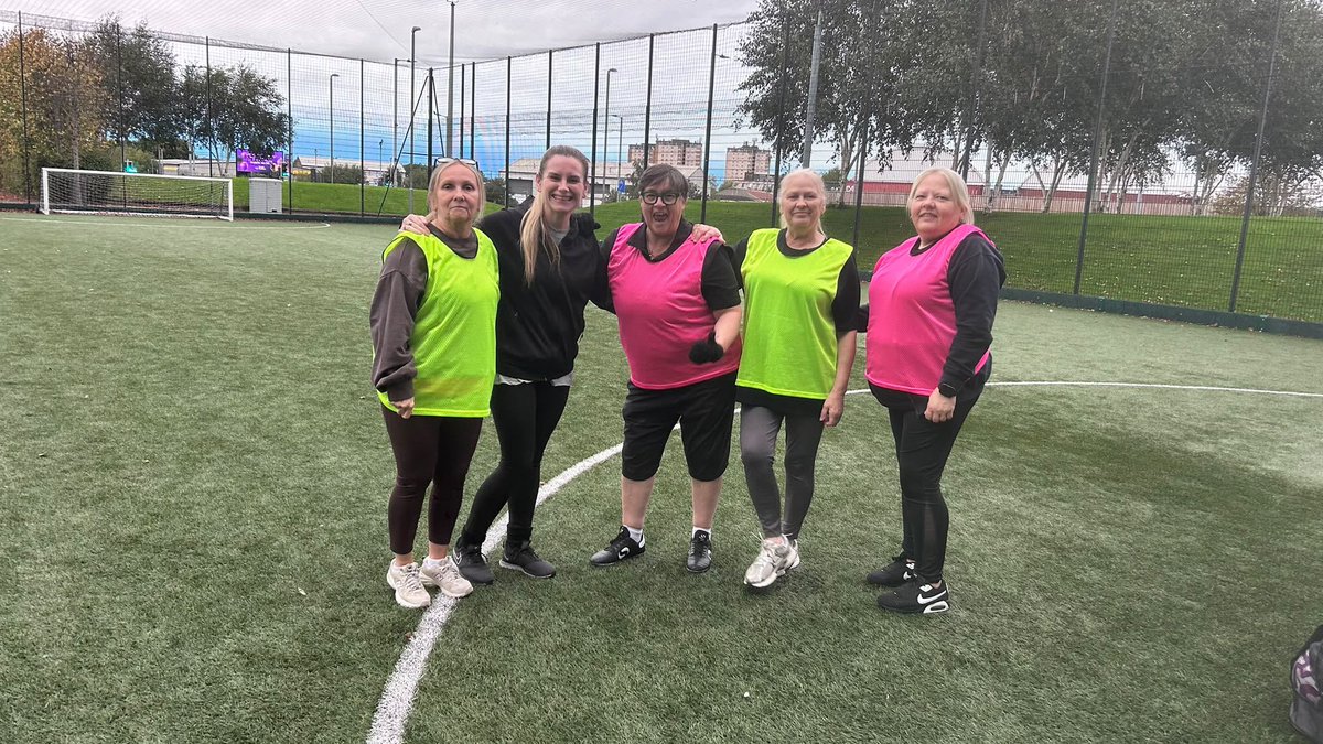 MOT4MEN's tweet photo. Ladies 5 a side and walking football. Monday night 6pm at Emirates stadium London Road. #getactive #gccareapartnerships #barclayscommunitysportsfund good exercise, socialising and fun with some under the weather. See y’all next week. https://t.co/tXQVdnu4Cr