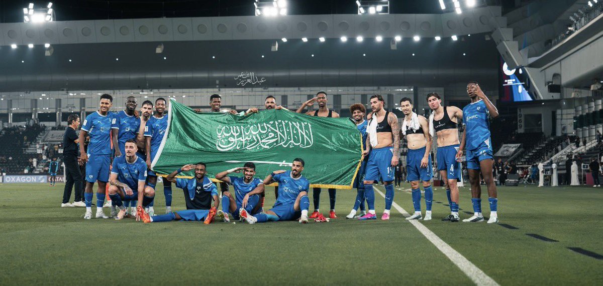 7ivfi's tweet photo. وطني وموطني 💙 https://t.co/xRpZ0hlvWs