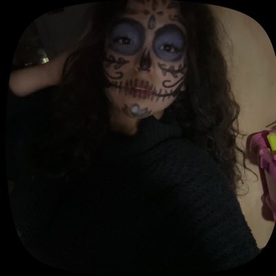 emmzzz33's tweet photo. #NuevaFotoDePerfil jejejej con todo el espíritu https://t.co/xe9rtxcrgT