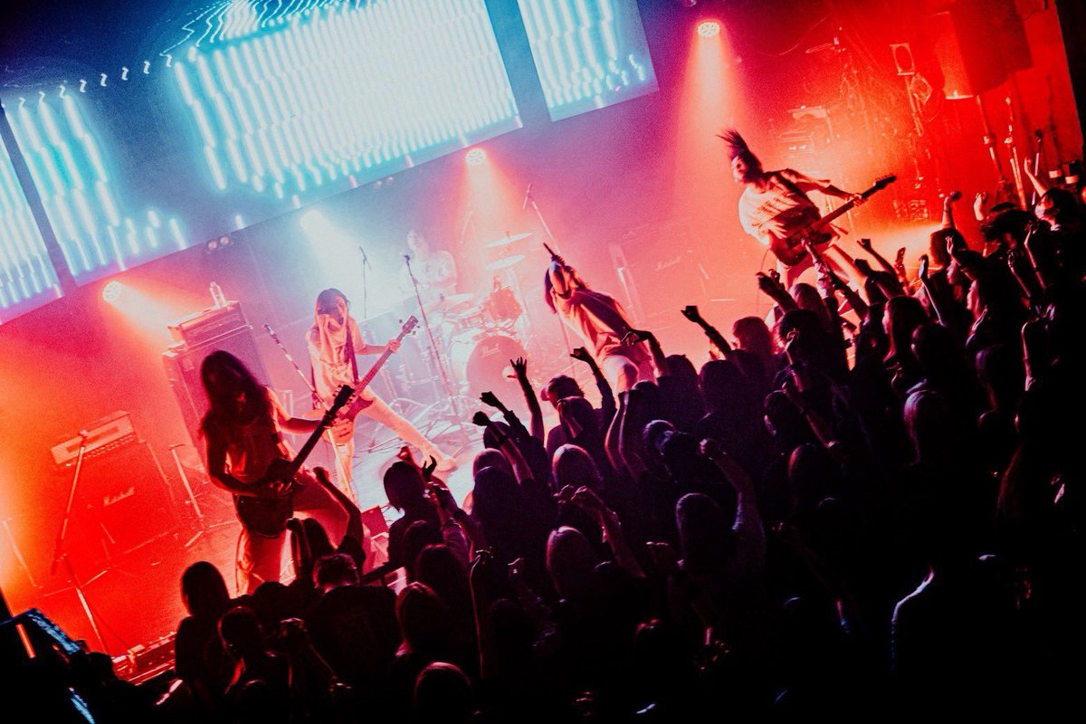 MASKED_vkei's tweet photo. ＼ Thank you for all❣️ ／

10月13日(火) clubasia
「MASKED BEYOND vol.1」

V系×邦ロックの化学反応、
凄まじい爆発力でした🎭💥
ご来場ありがとうございました！

アルルカン @Arlequin_offi 
RAZOR @RAZOR_official_ 
Azami @Azami_jp 
KALA @Kala 

#MASKED https://t.co/SgfyGub221