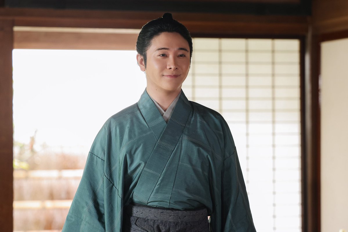 MotokiOhmori_ST's tweet photo. 【NEWS】
⁡
#大森元貴 がTBS系火曜ドラマ「#いろはの恋は時代をかける」で
演じるのは江戸時代に実在した和算家の武士・関孝和！
⁡
時代を越えたいろはとの関係が、今後の物語をどう動かしていくの
かぜひご注目ください♡🏹
⁡
来週の放送もお楽しみに！

▼公式HP
https://t.co/tw7slACmCZ

#大森元貴
#恋とき