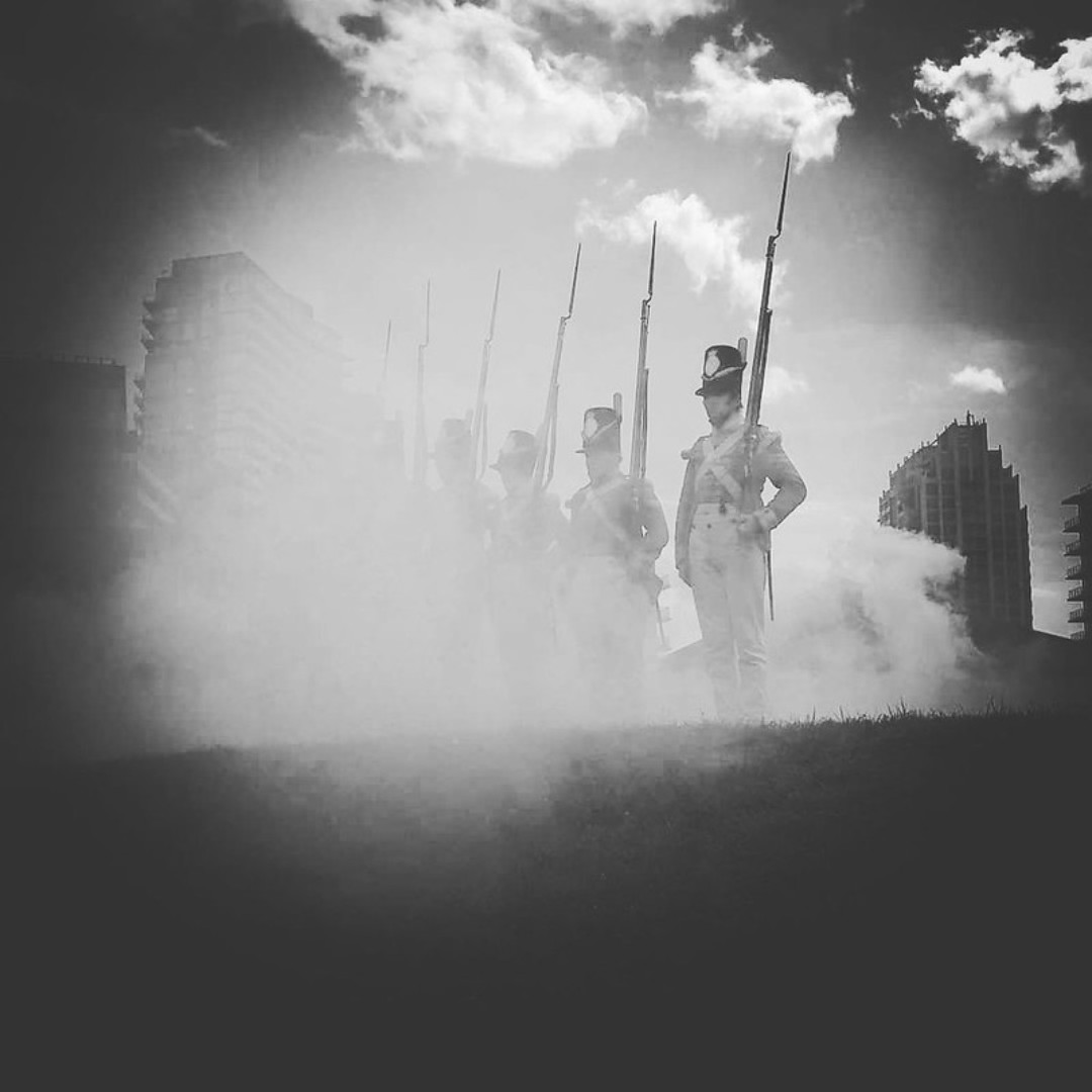 TOHistory's tweet photo. Hear chilling and eerie tales on a lantern tour of Fort York and its historic surroundings. 

📍 Fort York - 100 Garrison Rd.
 📅 October 22, 23, 24, 29 &amp; 30
 ⏰ 7:30 p.m. - 9:30 p.m.
🎟️ $20 per person. Register:
https://t.co/6qeaEAQyZC https://t.co/Vnx4d0Bhtc