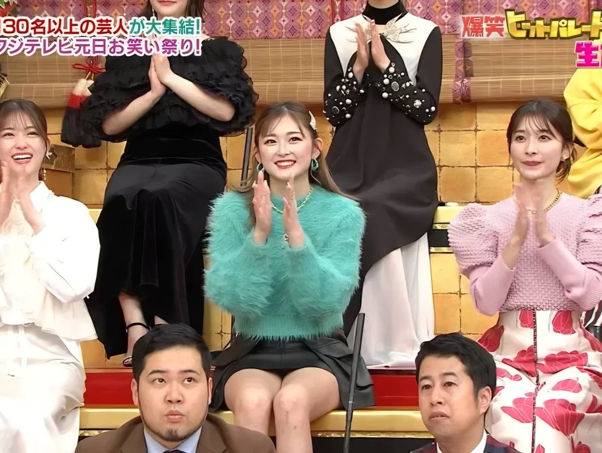 JeanJ31's tweet photo. ゆうちゃみ、やっぱり見えてるｗﾅﾑﾅﾑ https://t.co/mO6rRjG6Qu
