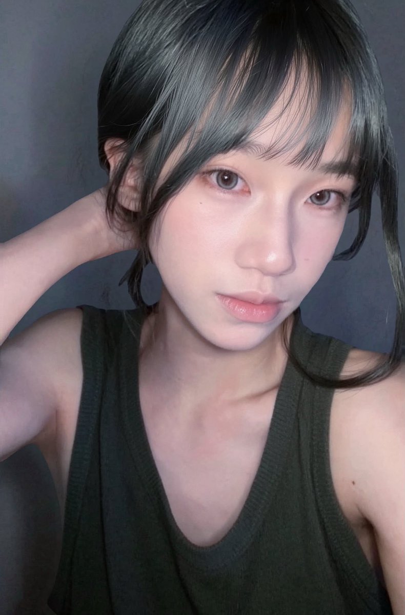 Duidui0303's tweet photo. 第一次扮女裝 好害羞啊啊啊啊😳
算是踏上男娘之路了嗎

誰要認識呀～～～～～
#偽娘 #男娘 #跨性別 #三性 #仙女棒 #萌萌正太 #板橋 #新北 https://t.co/bRxBNnF07E