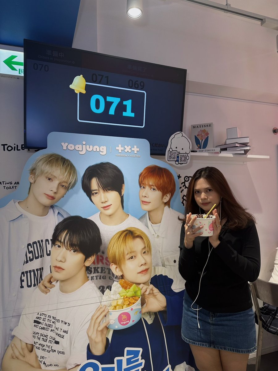 elliuozy's tweet photo. Minggu kmren jujug yoajung, mau pilih beomgyu pick topingnya egk menarik, ambil lah yeonjun pick eh topingnya malah unexpected alias pahit bgt jeruknya😭😭 https://t.co/LKBlIDAxsW