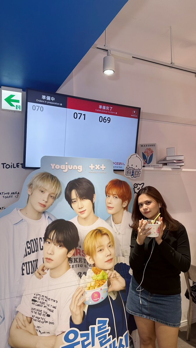 elliuozy's tweet photo. Minggu kmren jujug yoajung, mau pilih beomgyu pick topingnya egk menarik, ambil lah yeonjun pick eh topingnya malah unexpected alias pahit bgt jeruknya😭😭 https://t.co/LKBlIDAxsW