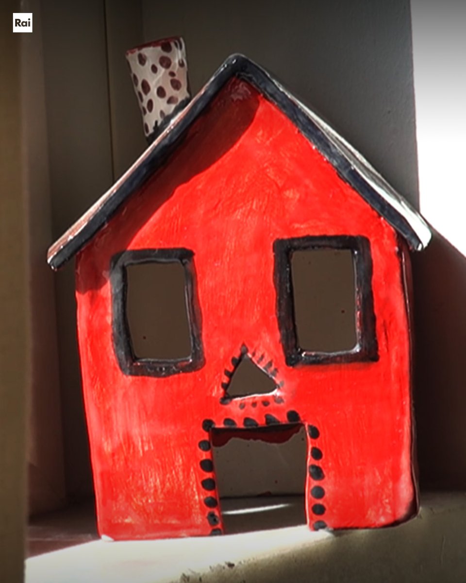 RaiTre's tweet photo. 🏠 Protestantesimo - Casa cercasi
Domenica 25 ottobre ore 7 su #Rai3 e #RaiPlay

Per molti la #casa è la sicurezza, il luogo da cui partire. Per altri è diventata qualcosa da rincorrere, un progetto rimandato, una ricerca che sembra non finire mai. https://t.co/4pfyWeNRgB