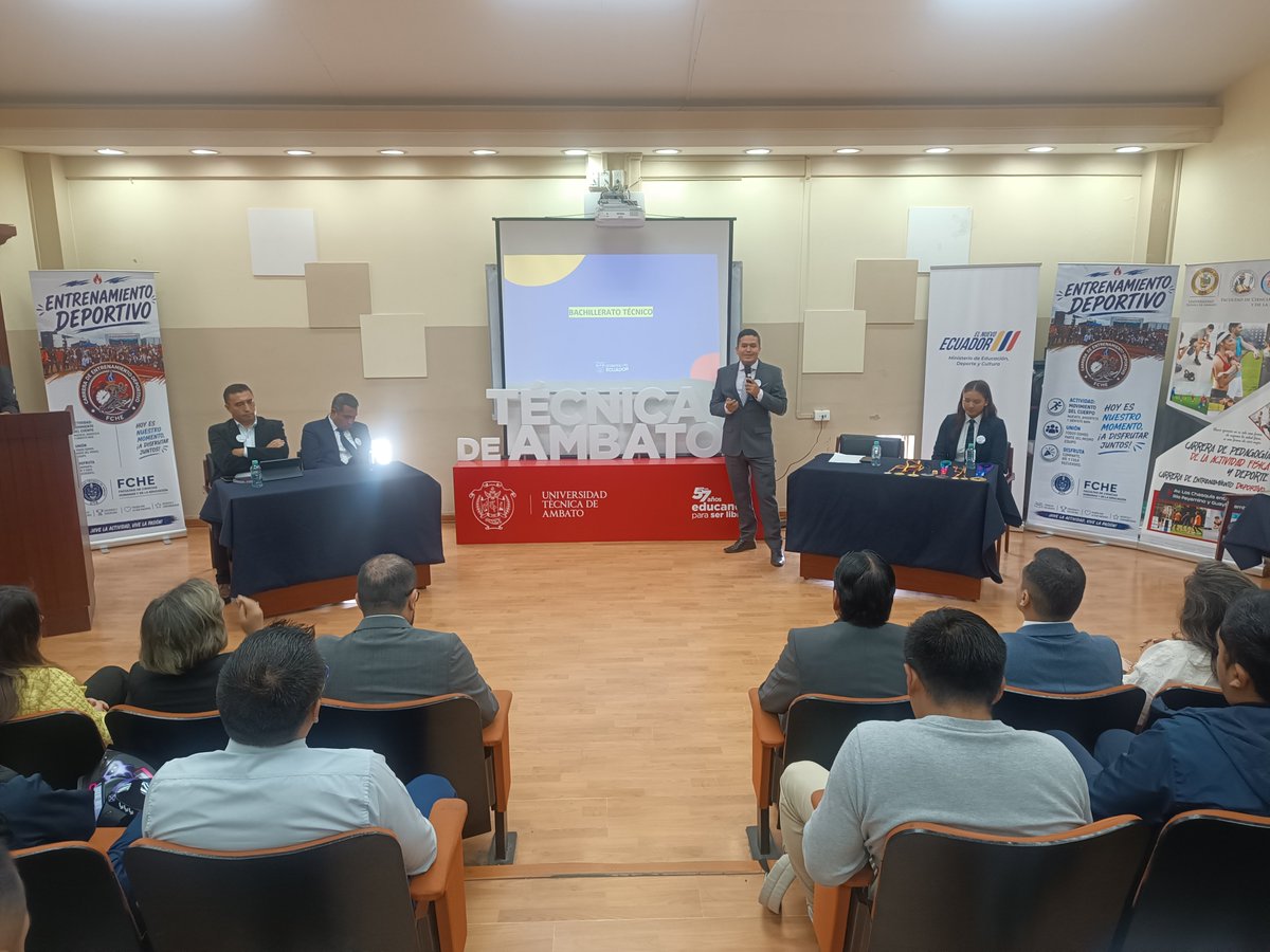 EducacionZ3_Ec's tweet photo. 🏃‍♀️ Participamos en la Mesa de Diálogo sobre el #BachilleratoTécnico en Actividad Física, Deporte y Recreación, en la Universidad Técnica de Ambato, para fortalecer la formación integral y promover una sociedad más activa, saludable e inclusiva. 💚👌 https://t.co/ZFMyHRD7oD
