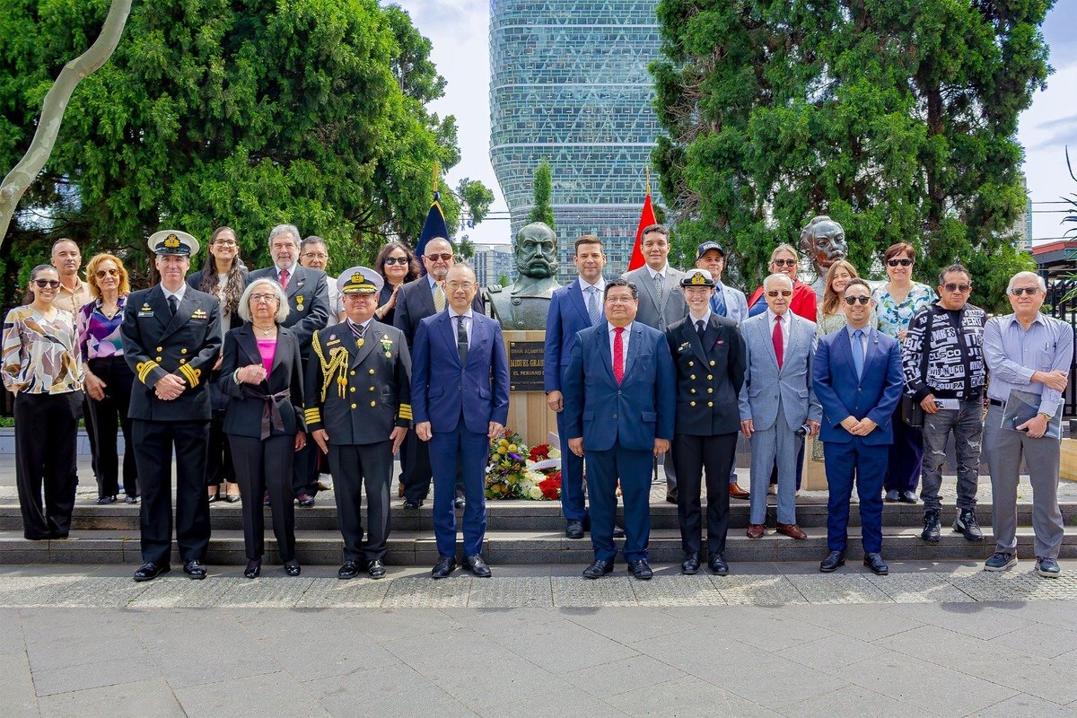 naval_peru's tweet photo. #MGPNoticias Las Agregadurías Navales del Perú en 12 países conmemoraron el 205.º aniversario de la Marina de Guerra del Perú y el 147.º del Combate de Angamos, rindiendo homenaje al Gran Almirante Miguel Grau y reafirmando nuestra historia, identidad y tradición naval. https://t.co/3EDG036Gjx