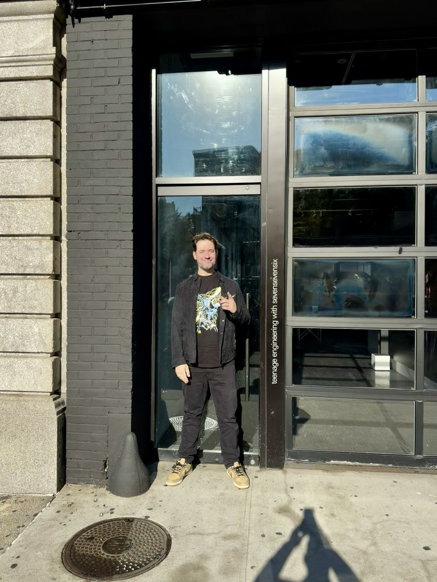 alexisohanian's tweet photo. Stay optimistic.
WED - SUN
11:00 - 19:00
@jugendingenieur x @776NYC https://t.co/3mu24P7EYS