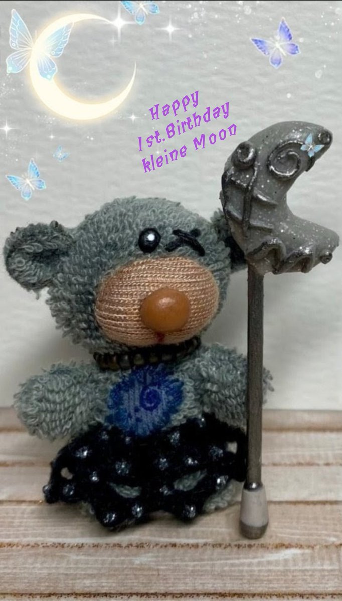 SweetSixteen68's tweet photo. #IchdenkeSiesolltendaswissen
#MeineVoodooBärchenaufX
#7evenundMoondieVoodooBärchenaufX
#PussyHat
#Fusseltrolle

          🎂Happy 1st. Birthday🎂 
🌛...vor einem Jahr kam die 
süße kleine "Moon" bei mir an und 
aus dem Umschlag gekrabbelt...🌜 https://t.co/BzZyi3b7OO