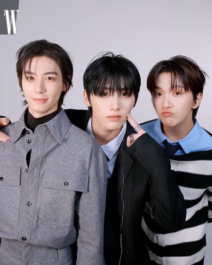 RiseofTaesan's tweet photo. yaudah ayo yang mana @RiseofLeehan @RiseofWoonhak https://t.co/cr7wRDK0N4