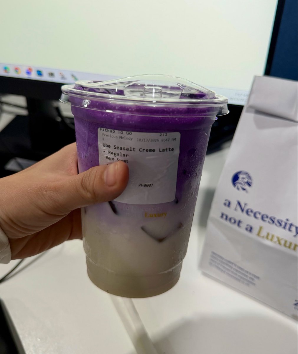 my_preshus's tweet photo. Sa mga ube lovers jan like me, this is your sign! 
ZUS Ube Seasalt Creme Latte 💜 https://t.co/x5hI7p1LhO