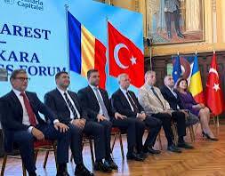Constantinmw1's tweet photo. România și Turcia urmăresc consolidarea parteneriatului lor economic! 🇷🇴🤝🇹🇷 De la infrastructură și energie până la IT, turism și soluții de tip „smart city”, Forumul de Afaceri București-Ankara a deschis calea către noi oportunități pentru ambele țări.
https://t.co/Pi20V0MNQY https://t.co/vpPquACpHY