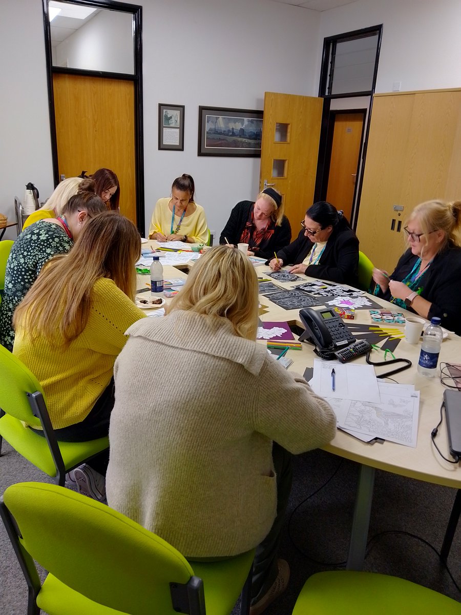 RNNGroup's tweet photo. Last week, we marked World Mental Health Day across our campuses with Mental Health First Aider drop-in sessions, giving colleagues the opportunity to take a little time out during their lunch break. 💚 

#WorldMentalHealthDay #MentalHealthMatters #Wellbeing #RNNGroup https://t.co/R0pPk1g0LN