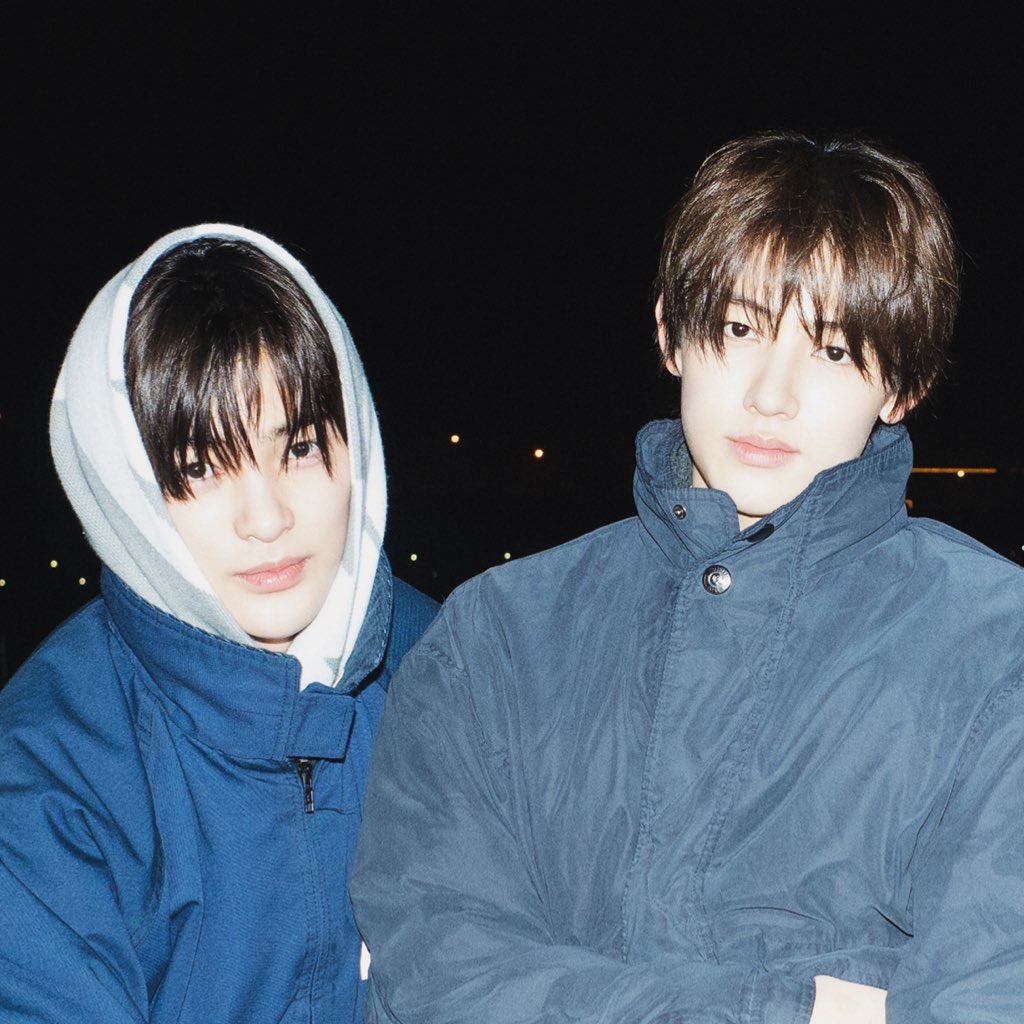 43waekk's tweet photo. 한 팀에 이런 동갑 남자아이 둘 있다는거
갑자기 ㅈㄴ 벅차올름(눈물을딲으며) https://t.co/NPYXxFMSmg