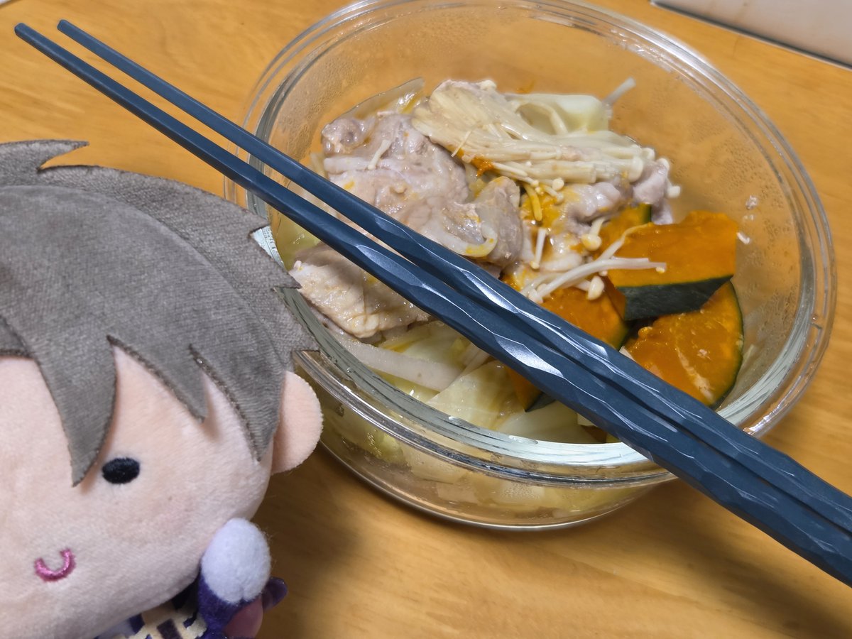 PCCastel24's tweet photo. 昨日の残りをくうてます
#んまぬいと晩ごはん https://t.co/8KqGNEqgFw