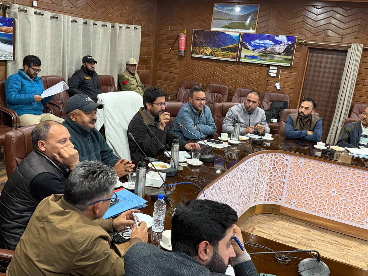 DIPR_Kargil's tweet photo. DC Kargil, Rakesh Kumar, IAS (@dc_Kgl), reviewed the status of administrative initiatives, including implementation of e-Office, digitisation of old records, Aadhaar-based attendance and disposal of scrap materials.

Read more at:
https://t.co/FsP7YoJIQa https://t.co/RloTfOy7fz