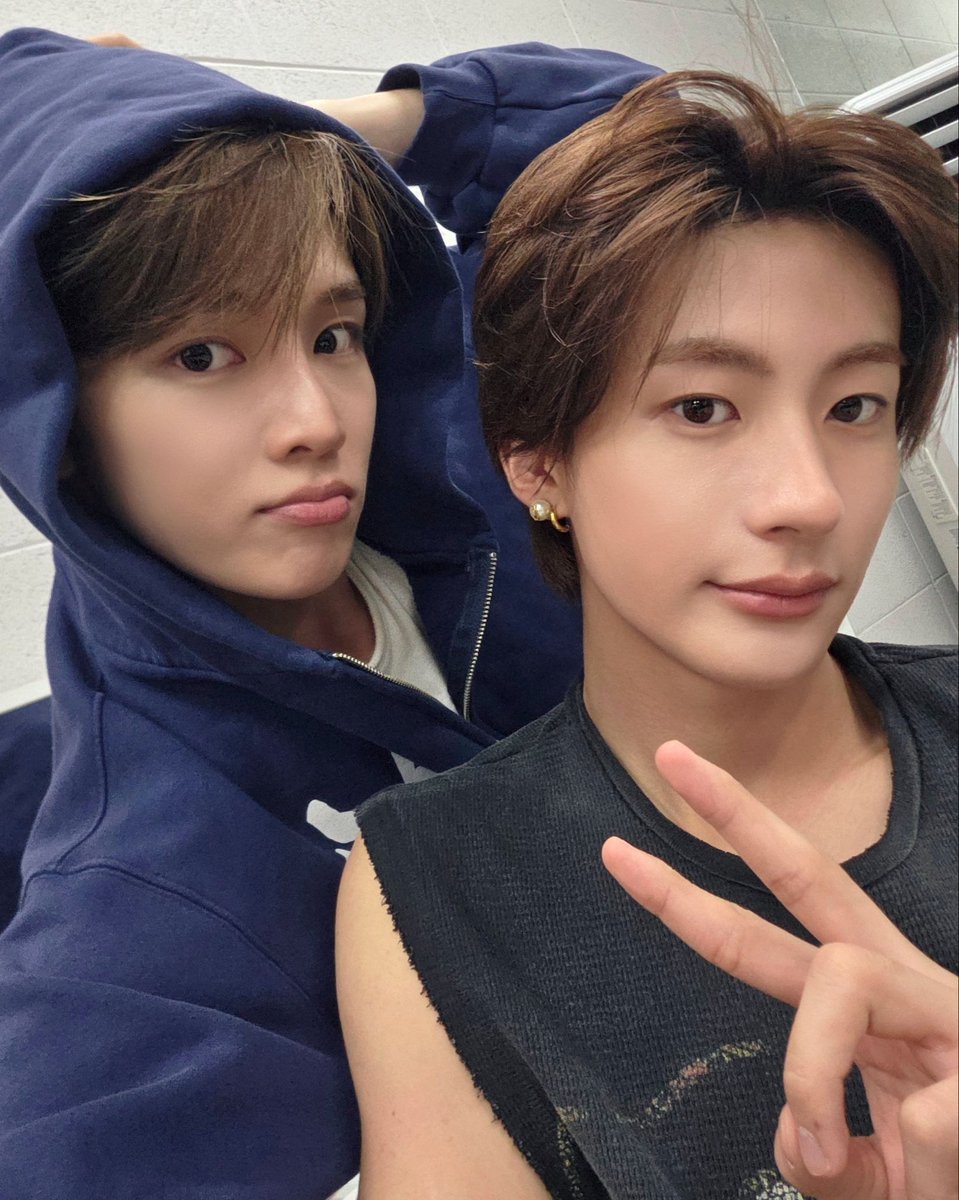peachxrd's tweet photo. พี่รักหนู                                                                    หนูรักพี่ https://t.co/31DUdkxSkJ