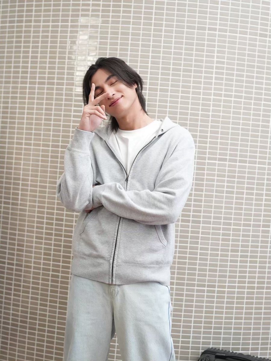 Gulfkanawutofc's tweet photo. นี่น้องกร​ หรือ​ น้องกลัฟ?  😆😆

BENEATH THE LIES EP3
#ตะวันลวงEP3 https://t.co/loKpWp6W0P