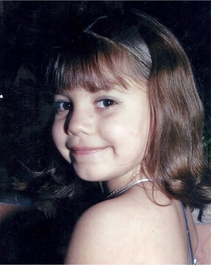 jaquelinelrt's tweet photo. Baby me https://t.co/93Jc239PHx