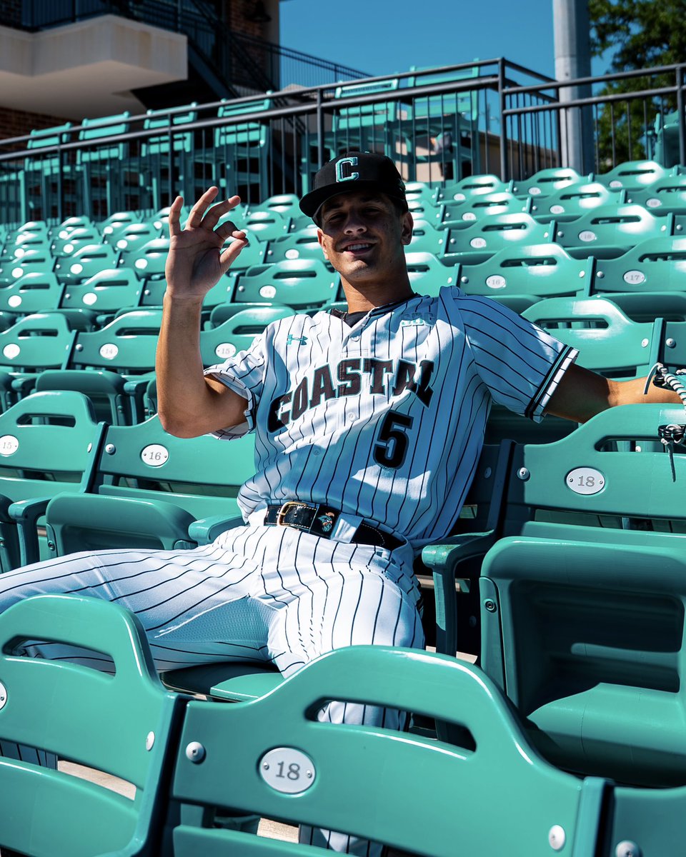 bsblbuzz's tweet photo. BREAKING: Preston Cole has announced his commitment to Coastal Carolina. 

Cole is ranked the No. 109 overall player and the No. 14 player in Florida in the class of 2027. https://t.co/kar0UnaTKh