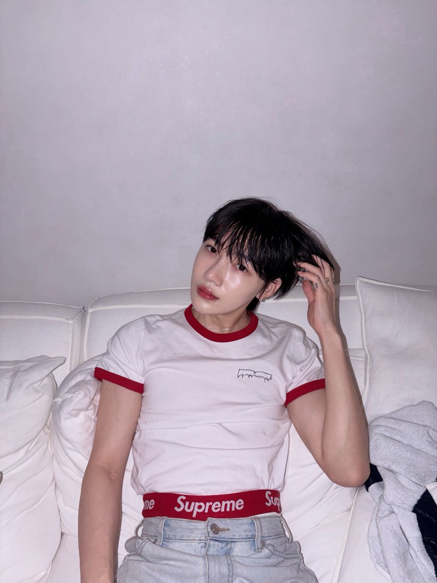chanheeupdates's tweet photo. 261013 ig update 📷 #NEW #뉴 1/2
     ➥ via @/idisnew https://t.co/Yh0kdafhxt