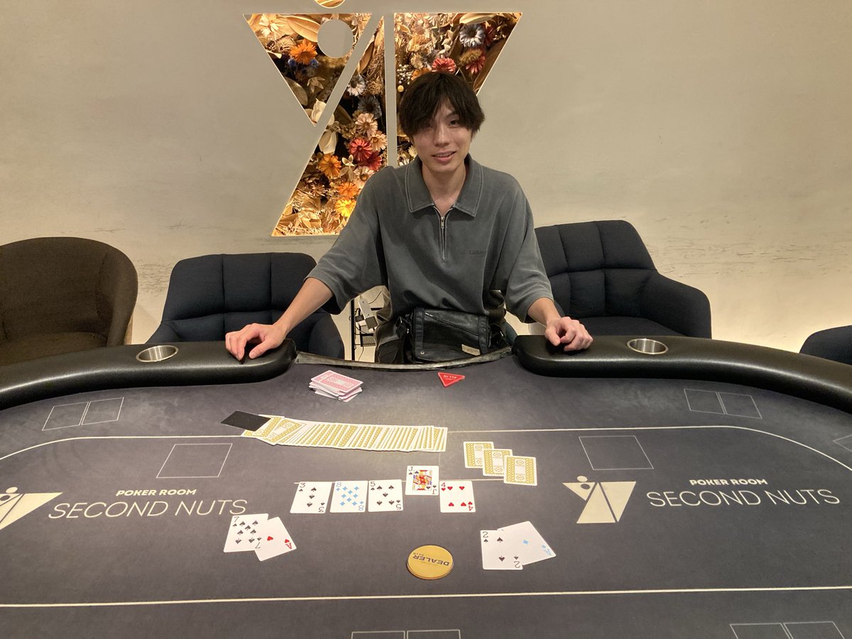 SecondNutsPoker's tweet photo. ＜❄フリーズ・ワン・アウト❄＞
【10万点スタート🔥8万保証✨】

＜💲プライズ合計8万💲＞
🥇 SHIBU様3.5万選べる🅿 
🥈 堀大輔坂48様2万 選べる🅿
🥉  Nagoya様1.5万 nuts🥜 
④ナラセ様1万    nuts🥜

インマネおめでとうございます‼️
明日は、25E CAPトーナメントです‼️
明日はレイトレジストが、21:10です‼️
お気をつけください🙇‍♀️