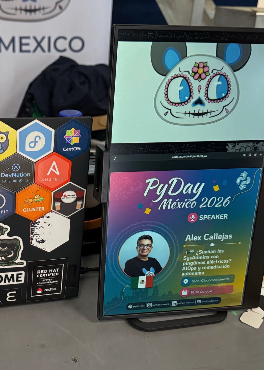 dark_axl's tweet photo. En mi plática regalamos el "Fedora Pack" 🎁. La demo tuvo un detallito (Murphy nunca falta 😅), pero gracias a eso cacé y arreglé un bug elemental en el momento. 🐧⚡️ Chequen el repo del proyecto (ya actualizado): 👉 https://t.co/By32egmsr8
#FedoraLovesPython #SysAdmin (2/2) https://t.co/T4g2Q5HGdI