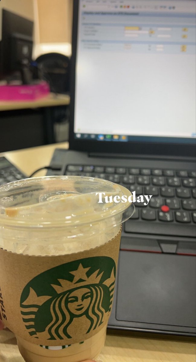 FatimaWars11's tweet photo. Still a lot of work to do so I ordered my favorite coffee to get through the rest of my day with a little extra energy☕️🤎 https://t.co/wshvS4ziI4