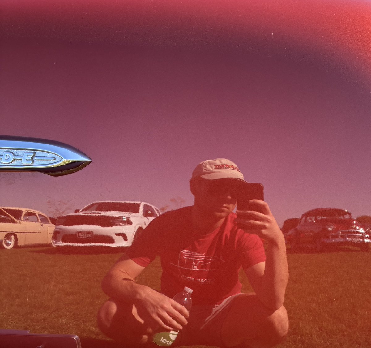 ipossessu's tweet photo. #MIDWESTSUMMER https://t.co/YOqlGtOwxe