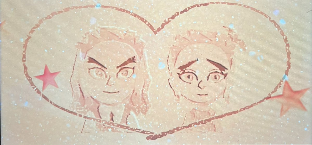 oimo_icecream's tweet photo. 夏の思い出✨
砂浜に落書き❤️
#杏千 #ト���コレ https://t.co/JlEMuSyL3P