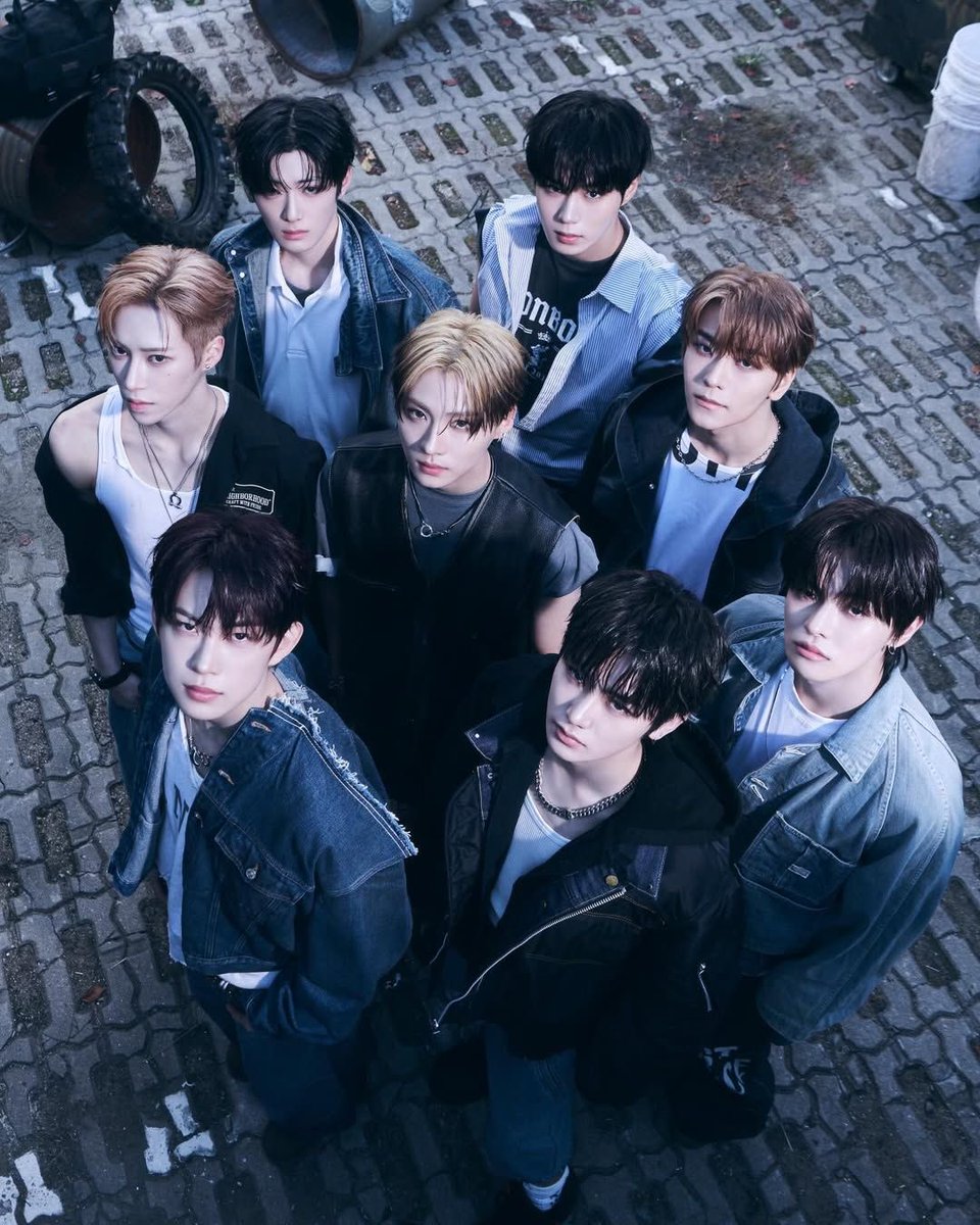 ald1_streams's tweet photo. 🗳️MAMA 2026 FAN CHOICE VOTE
—⏳DAY 3 

All allyz vote for #ALPHADRIVEONE on the #2026MAMAVOTE 

Please Repost this post allyz! 
One RT=1 Vote! https://t.co/MVfk5dZKuk