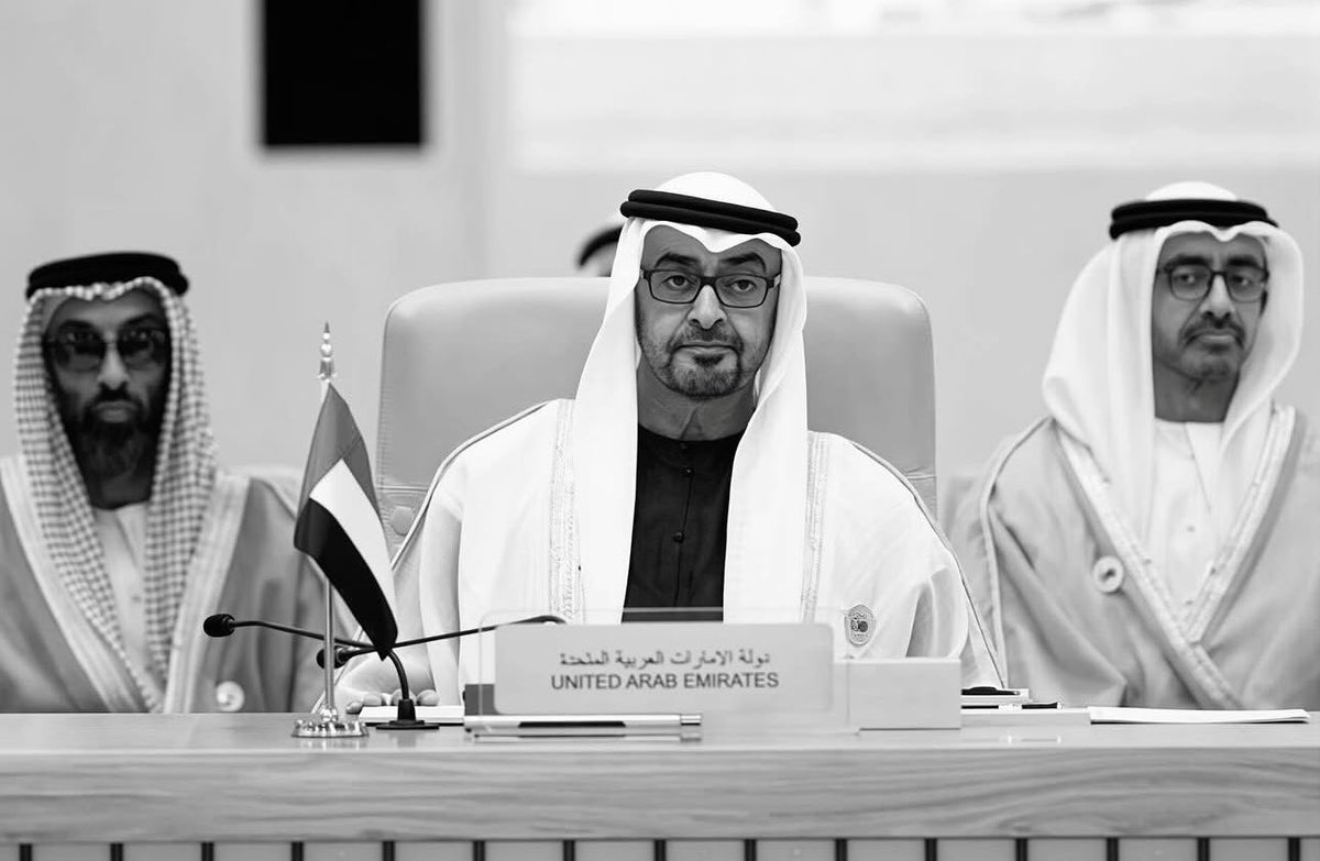 _M09l's tweet photo. يعدلون المايل ويصلبون عوده 🇦🇪⚔️ https://t.co/X3QUzTdoWo