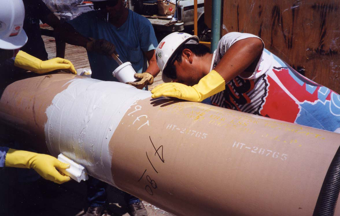 DENSOtweets's tweet photo. Aboveground piping, steel structures & industrial assets need coating systems that can stand up to demanding environments. Denso ST Epoxy Mastic is designed for #corrosionprotection where surface tolerance, durability & long-term asset performance matter. https://t.co/0FKKGXhscr https://t.co/3taZqzqfAW