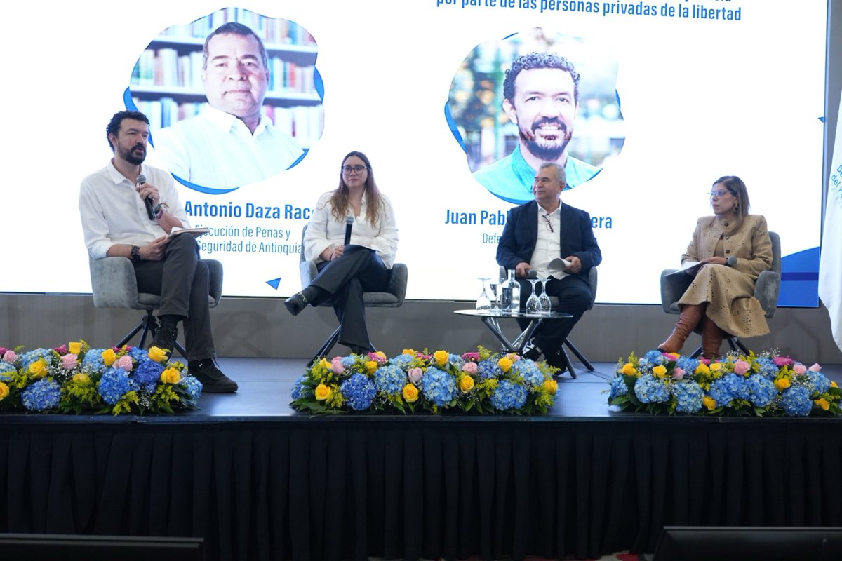 judicaturacsj's tweet photo. #EnDirecto 🔴 | Inicia el Conversatorio Nacional de Ejecución de Penas con el panel “Barreras persistentes en el acceso a la justicia por parte de las personas privadas de la libertad”. 

¡Ingresa ya a la transmisión AQUÍ! ➡️ https://t.co/1ITap8fPYJ https://t.co/LTYkukVaNv
