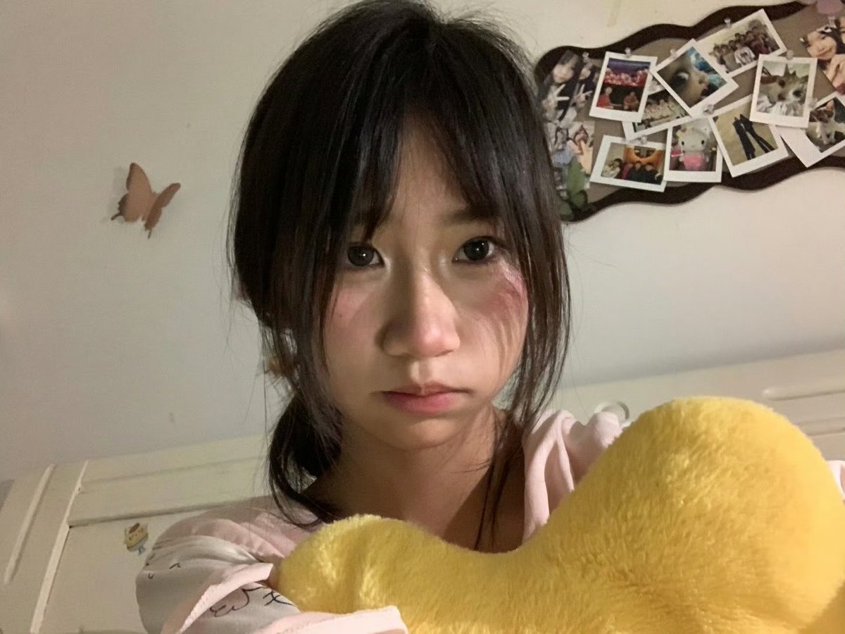 stylish_anii's tweet photo. 臭美一下睡觉💤 https://t.co/xiCmkcesMA