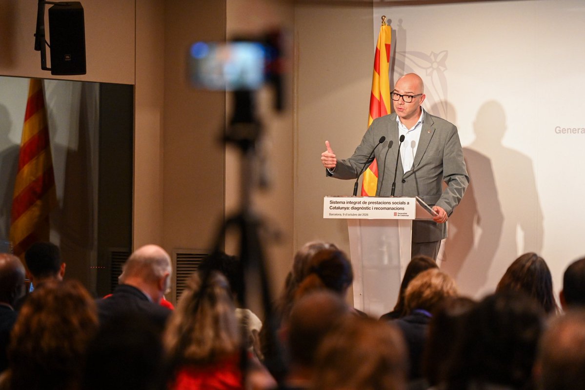 dsocialscat's tweet photo. 📸 Divendres el conseller Raúl Moreno va participar en la presentació d’un nou informe del CETIS, titulat “Sistema integrat de prestacions socials a Catalunya: diagnòstic i recomanacions”.

🔗 Més informació: https://t.co/8r62J4ZdbF https://t.co/WQklJXJTpd