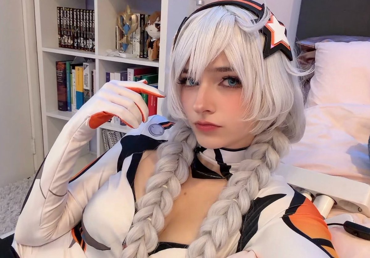 hildalinoo's tweet photo. I cosplayed the goat of hoyoverse today 😜 https://t.co/8g8rWSDrLf